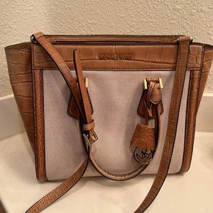 Michael Kors purse
